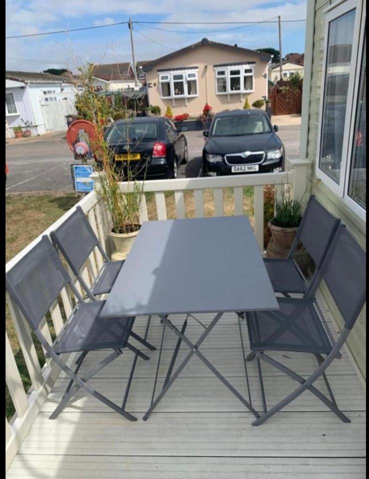 Beach Haven Hotel New Milton Eksteriør billede
